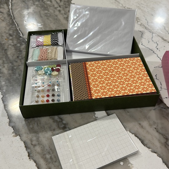 3 Birds Estate Collection Vintage Card Kit - Picture 3 of 5